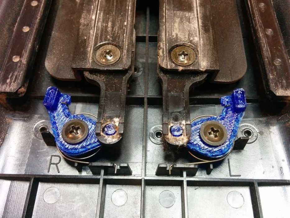 Subaru Forester підлокітник, защелки підлокітника