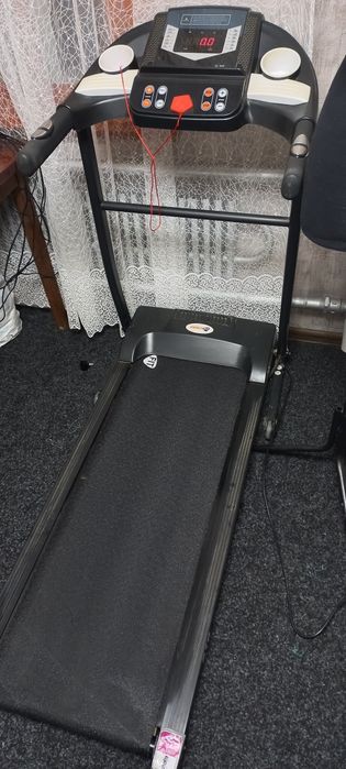 Продам беговую дорожку