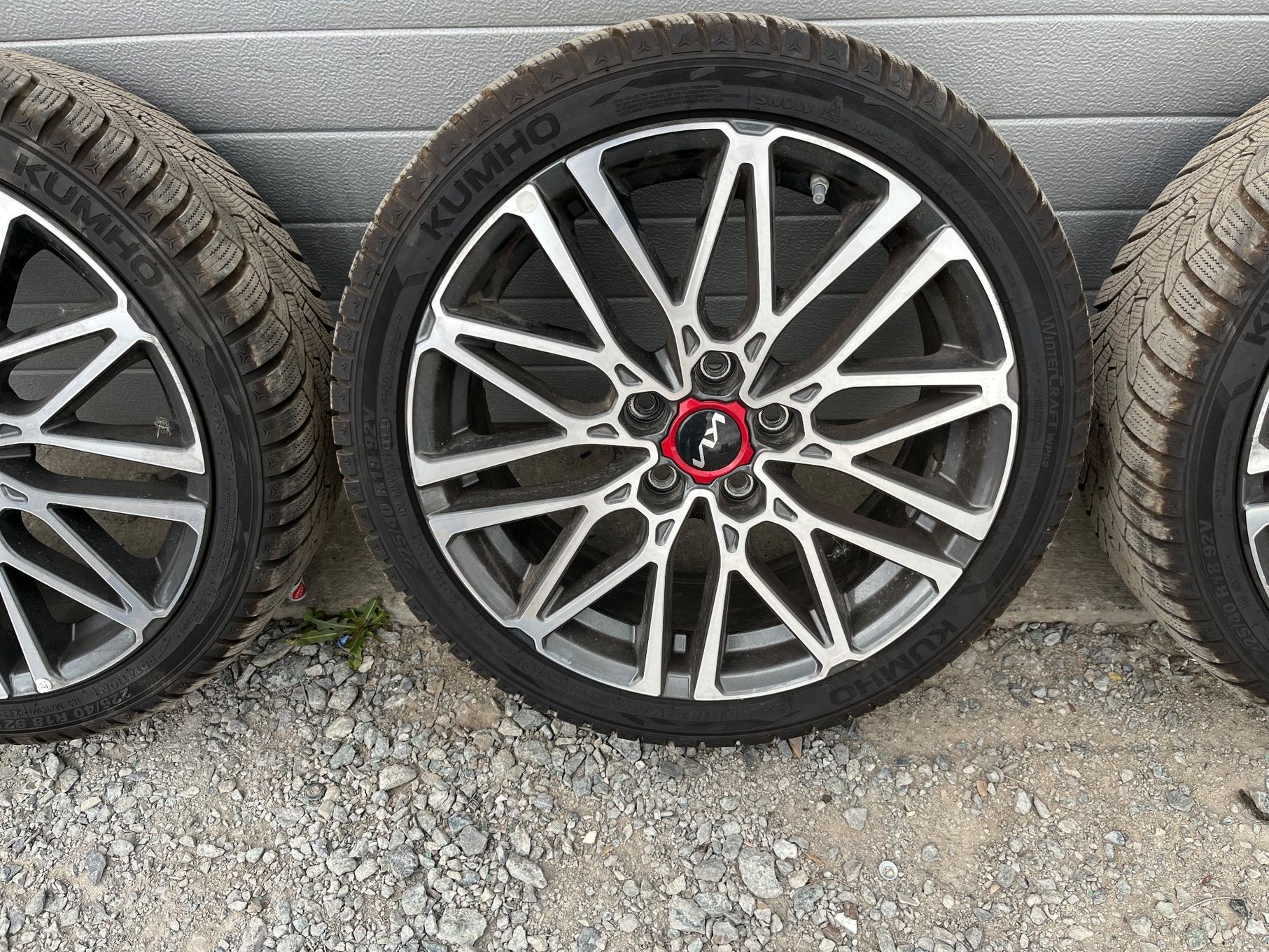 Koła felgi aluminiowe opony zimowe Kia ProCeed III Lift 2022r GT