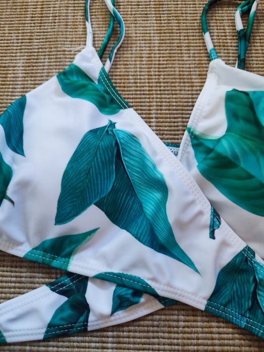 Bikini rigorosamente novo