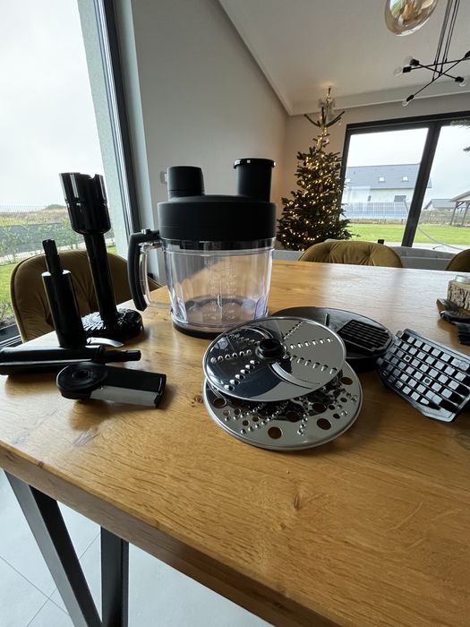 Duży malakser z akcesoriami Götze & Jensen HB950K