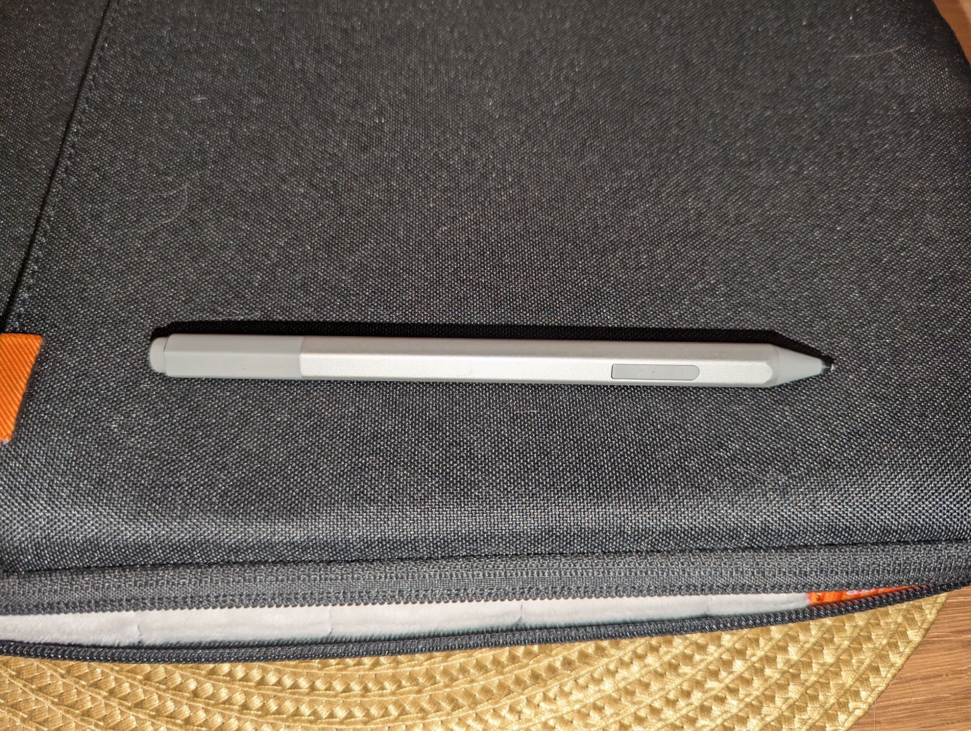 Microsoft Surface Pro 7 + teclado + caneta + bolsa i5(10ªg)/8GB/256ssd