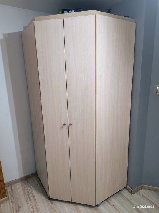 Szafa narożna - pokój
