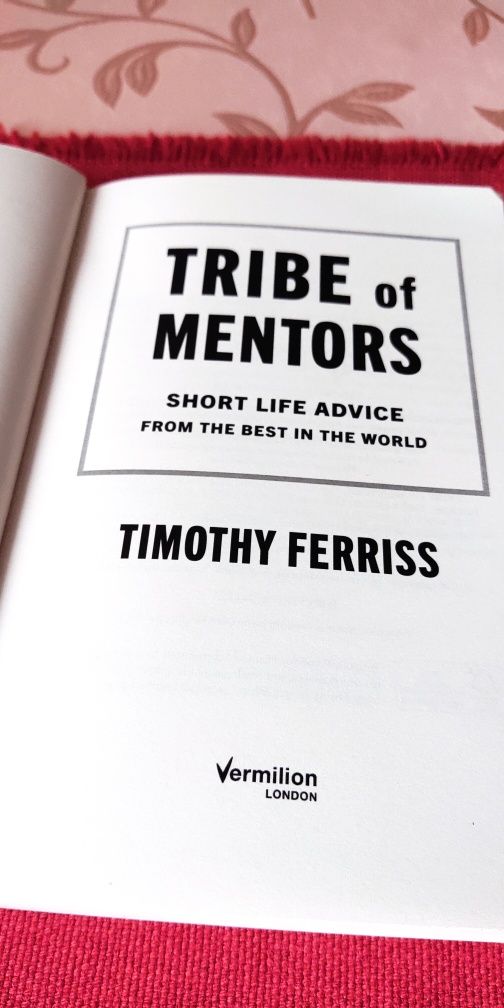 Книга "Tribe of Mentors" на английском языке