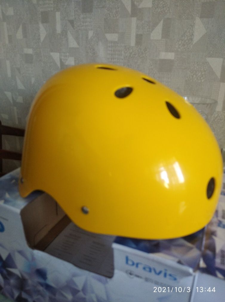 Шлем защитный BRAVIS