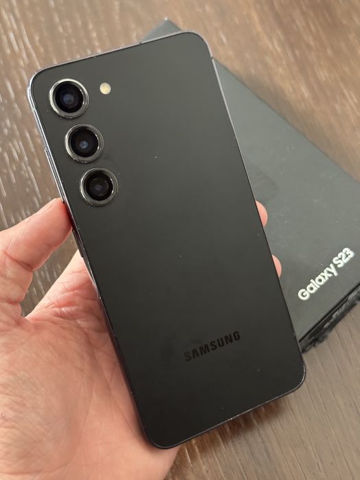 Samsung S23 czarny 256 GB – jak nowy, bez blokad, z pudełkiem