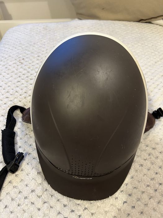 Kask jeździecki roz M fouganza