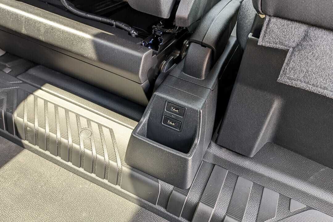 Oddam Leasing Ford Custom 9 os. Automat 2.0 D