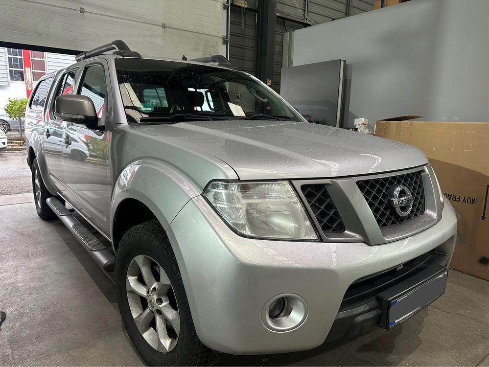 Nissan navara D40