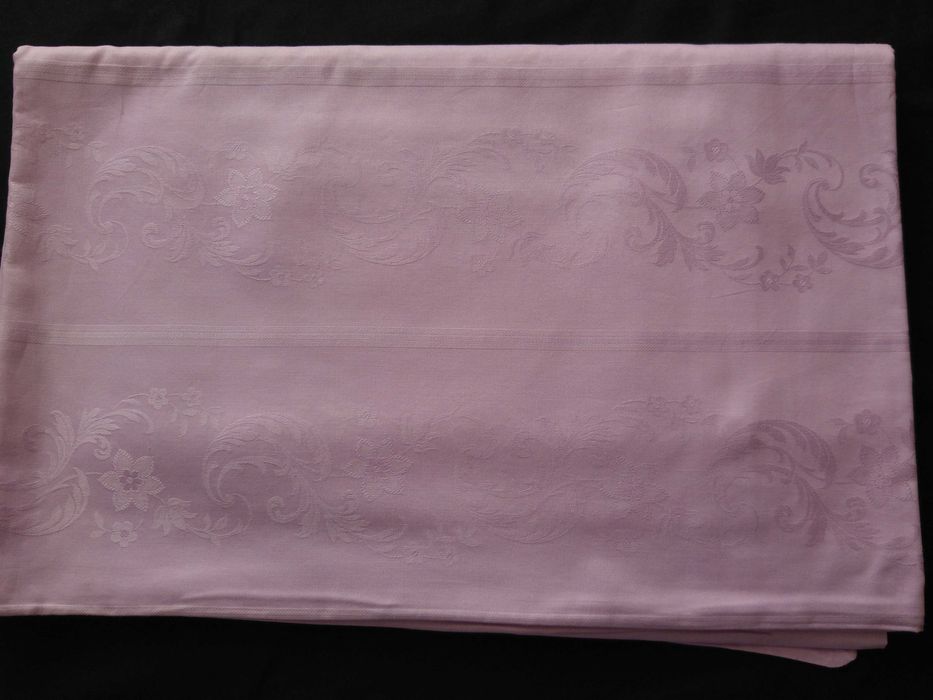 Komplety pościeli bawełnianej- dwa zestawy