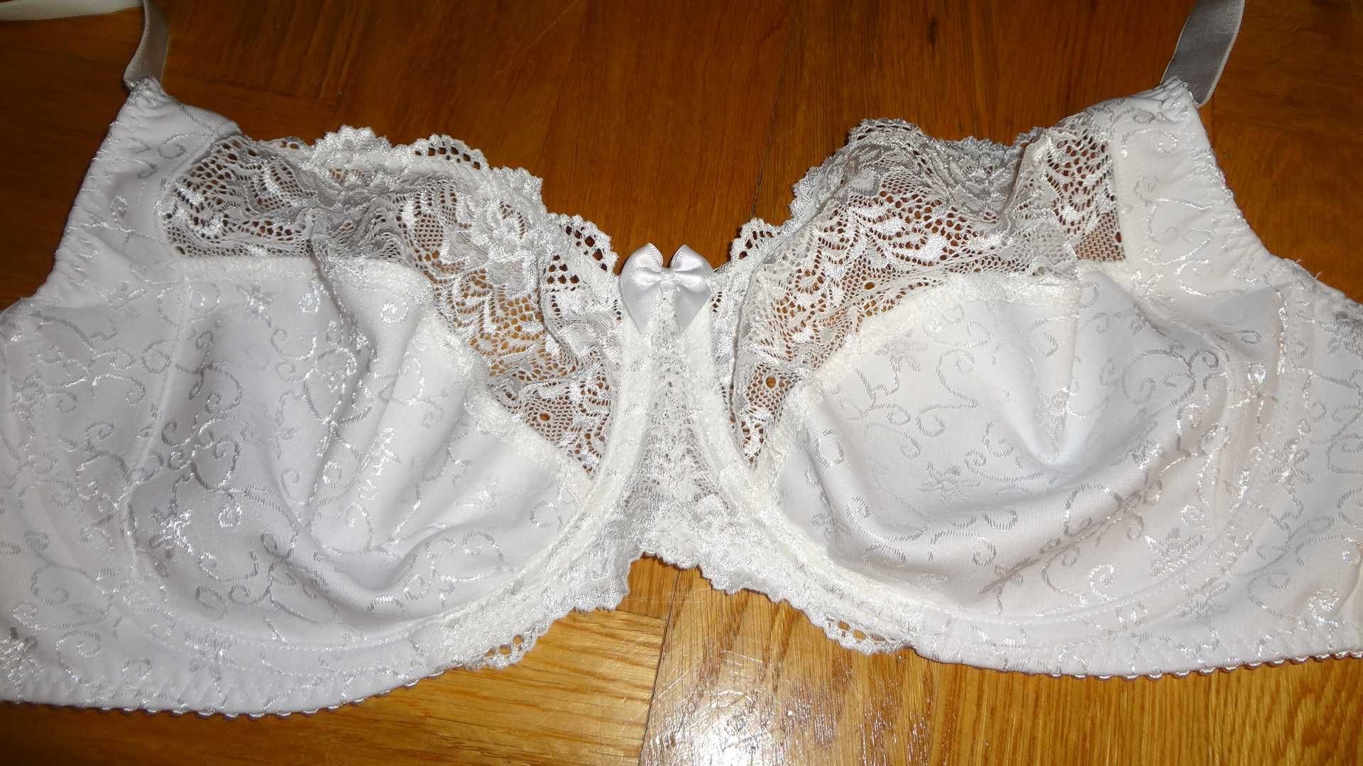Biustonosz Dorina 95C biały, śliczny