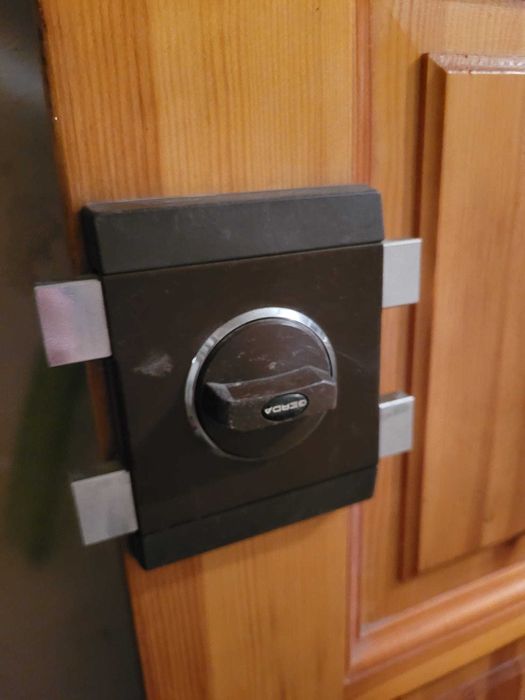 Drzwi sosnowe 80 prawe bez ościeżnicy