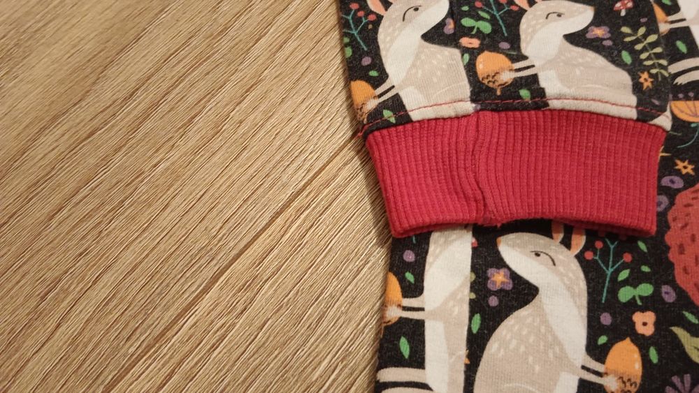 Sukienka tunika dresówka r. 122