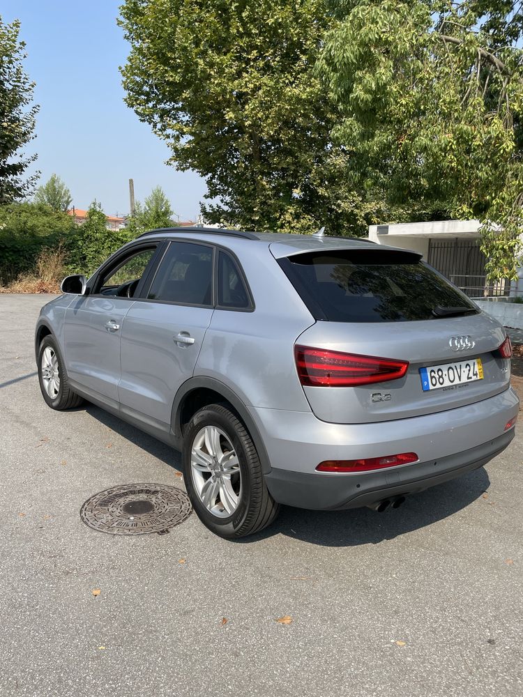 Audi Q3 2.0 Tdi como novo