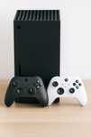 Xbox Series X + 2 comandos