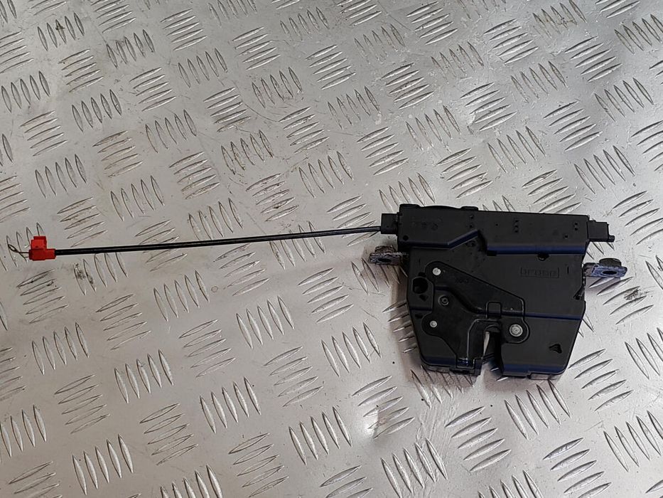 Замок крышки багажника (двери 3/5-й задней) BMW 3 F30 разборка