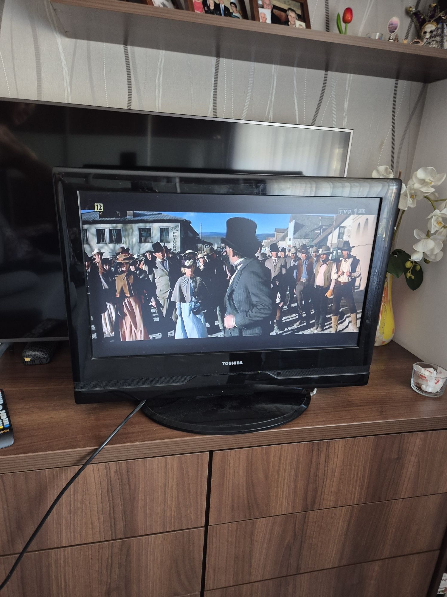 Sprzedam uzywany telewizor