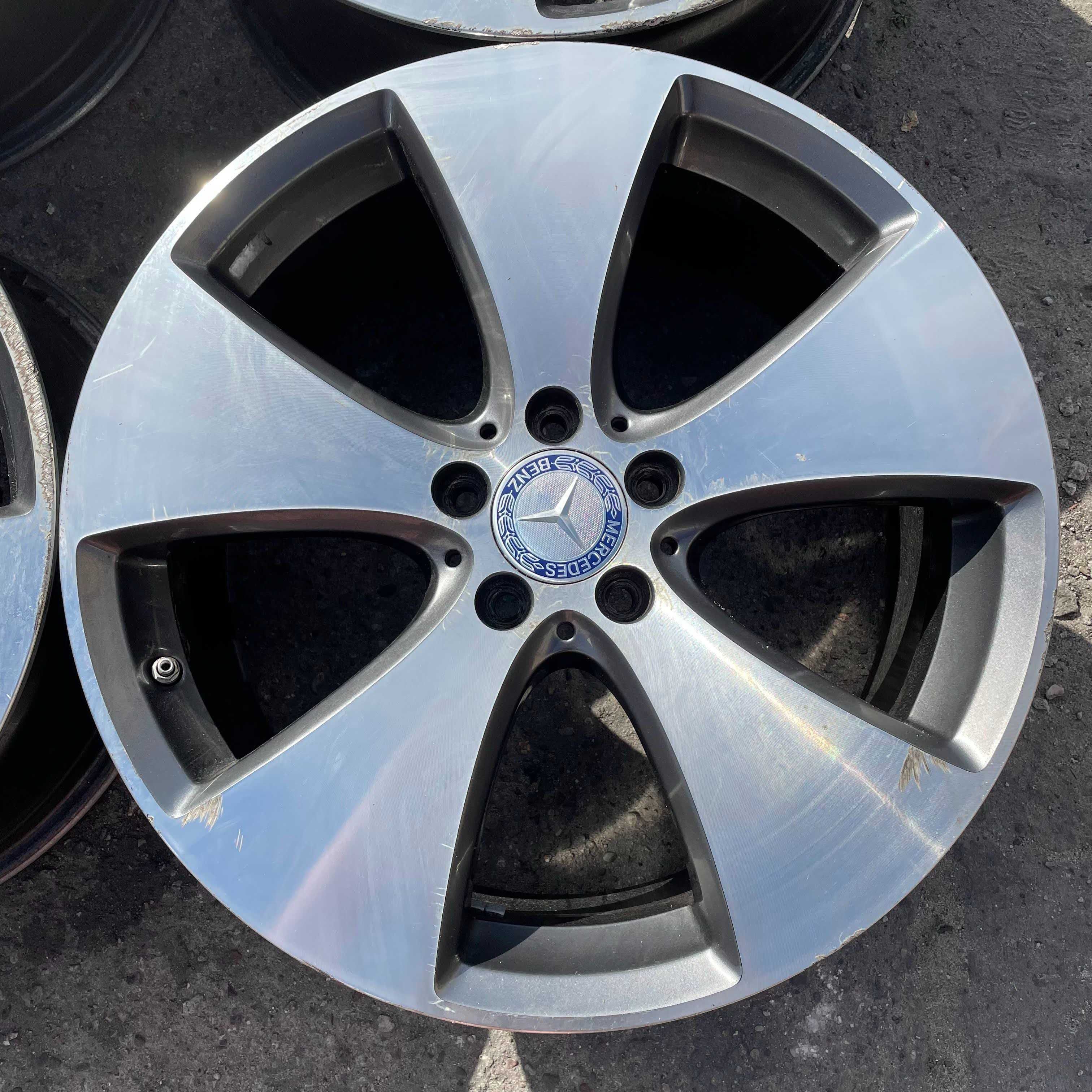 Felgi Mercedes 8Jx19   ET43  5x112 (A4339)