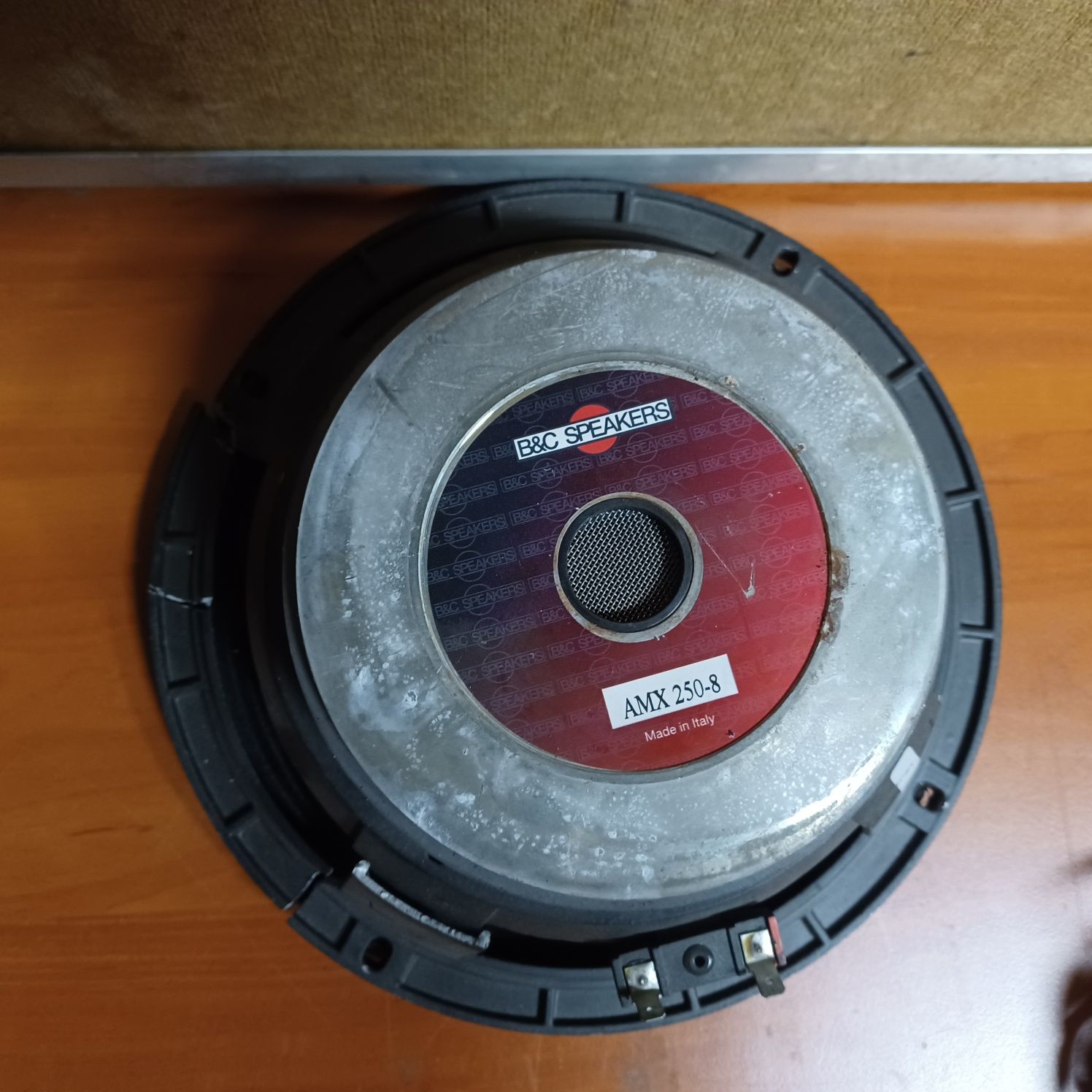 B&C Speakers AMX 250-8  głośnik basowy uszkodzony