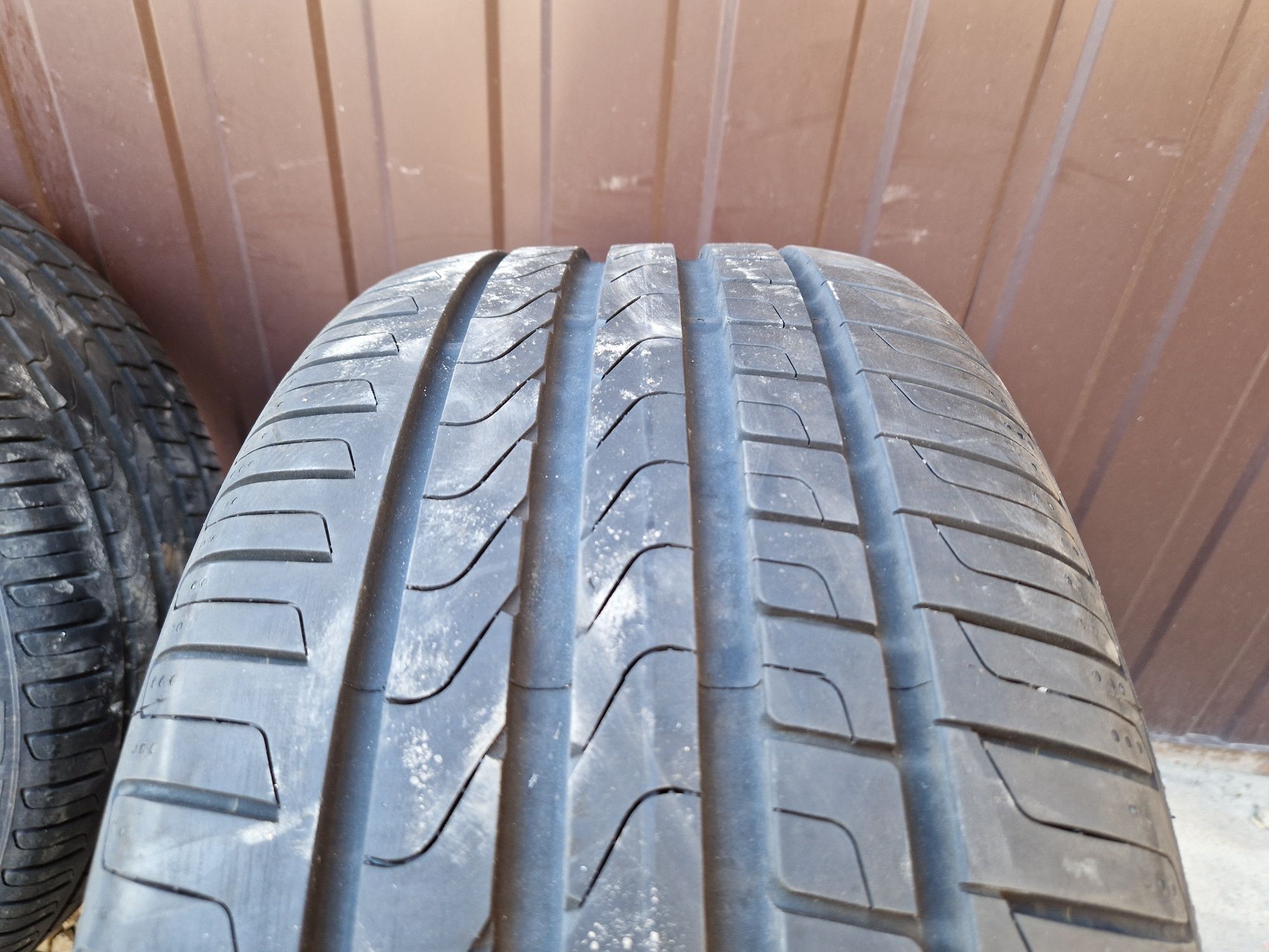 Komplet opon letnich Pirelli 245/40/18