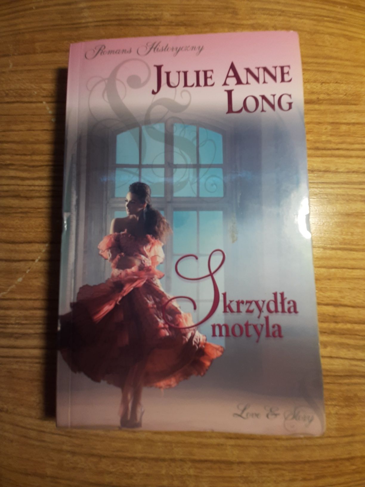 J. A. Long Skrzydła Motyla (LSDP10)