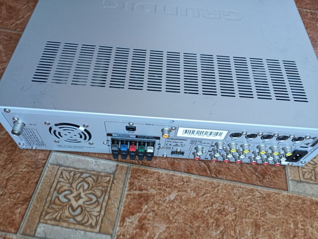 Amplituner Grundig Xenaro AVR 4300DD