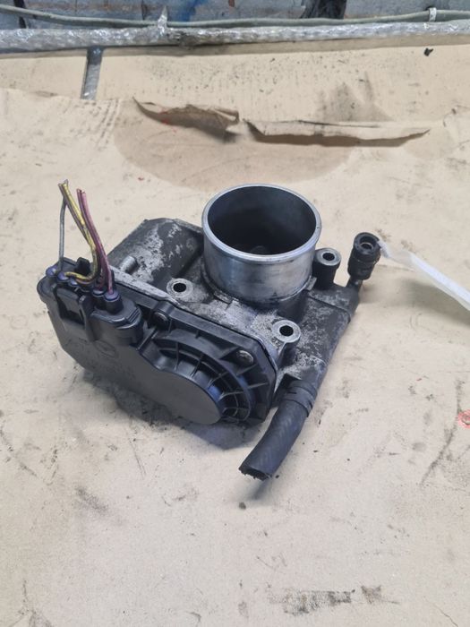 Дросельна заслонка Mazda 5 6 Мазда gg gh rf7j rf7j136b0d