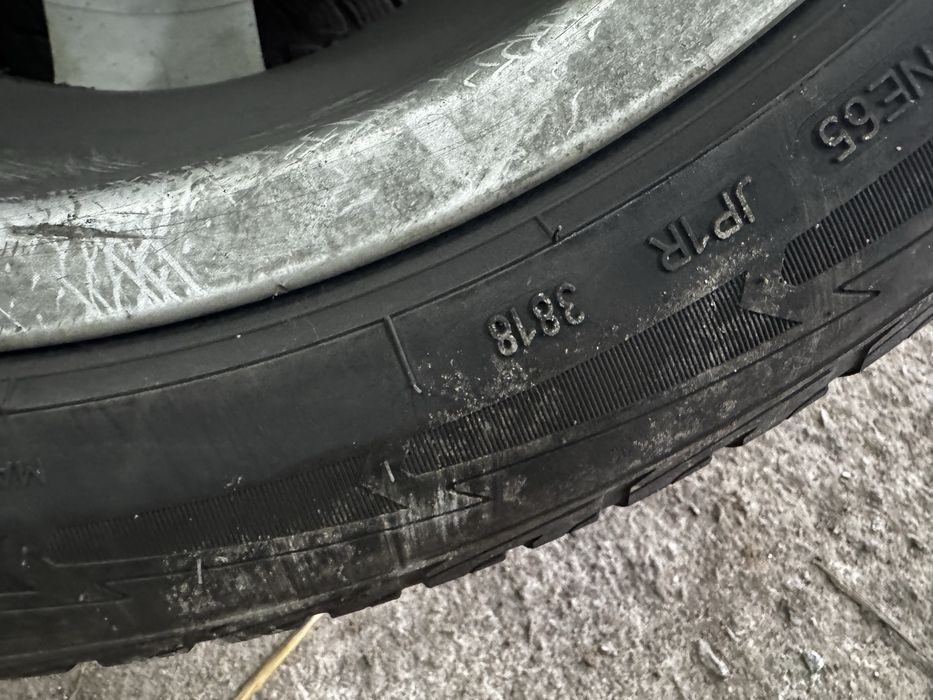 Диски audi 5x112 з зимовой гумой r17 235/50