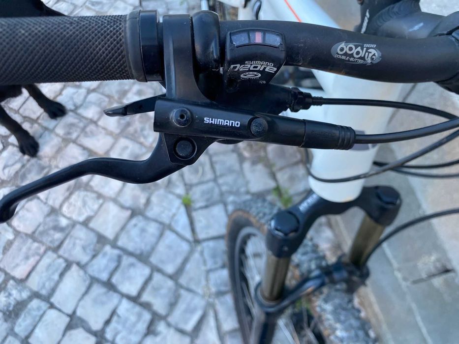 Canyon lux carbono