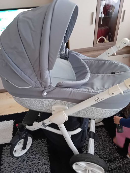 Sprzedam wózek ADAMEX 2W1