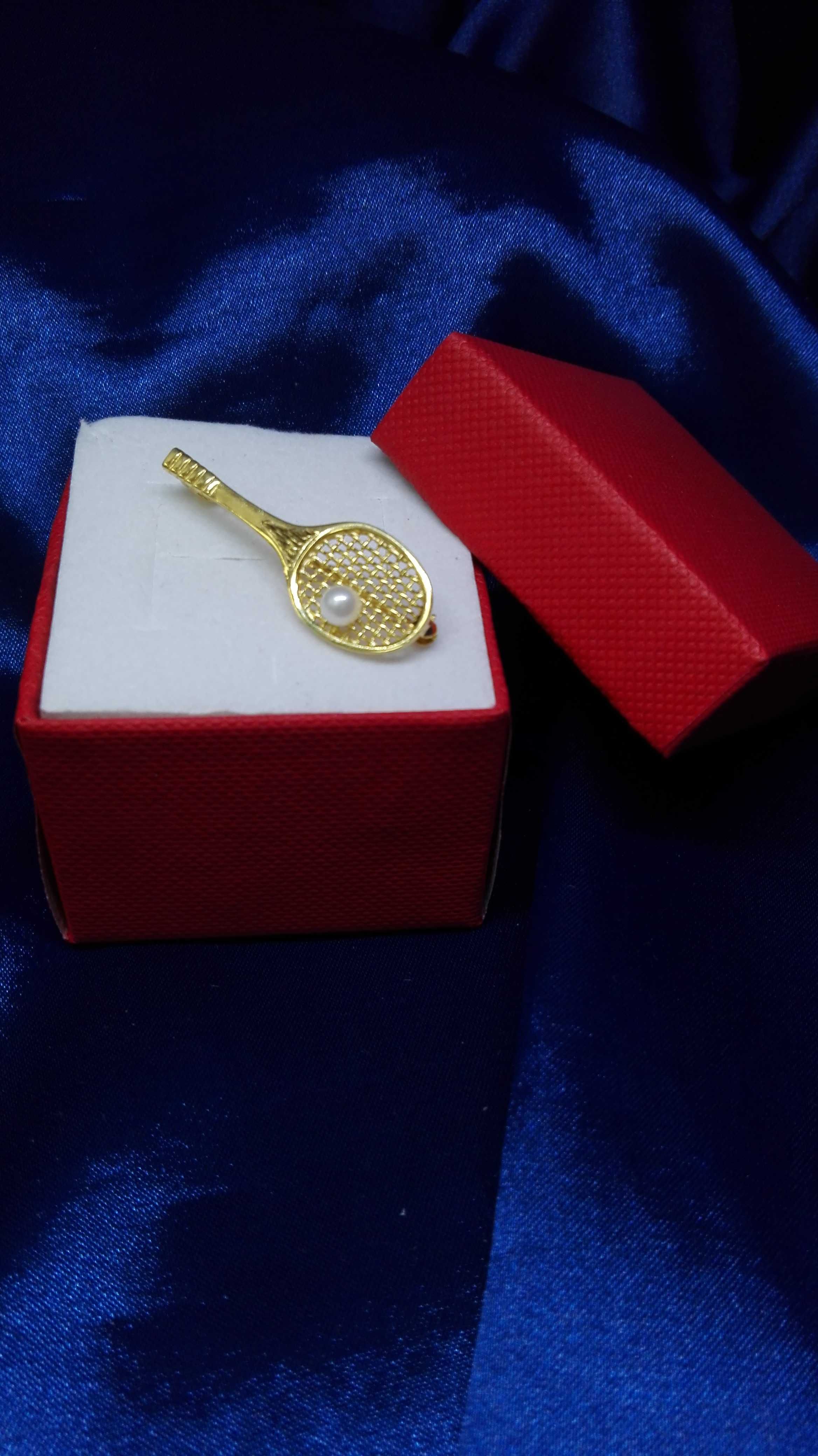 Oryginalna złota broszka  - RAKIETA TENISOWA, złoto 333