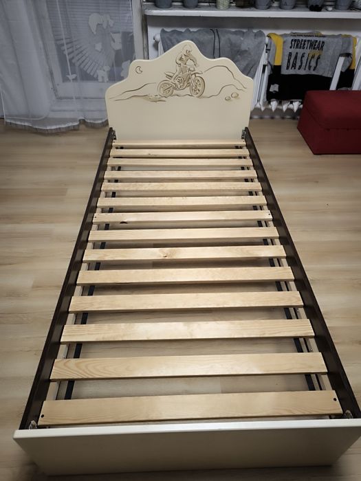 Łóżko meblik pojedyncze