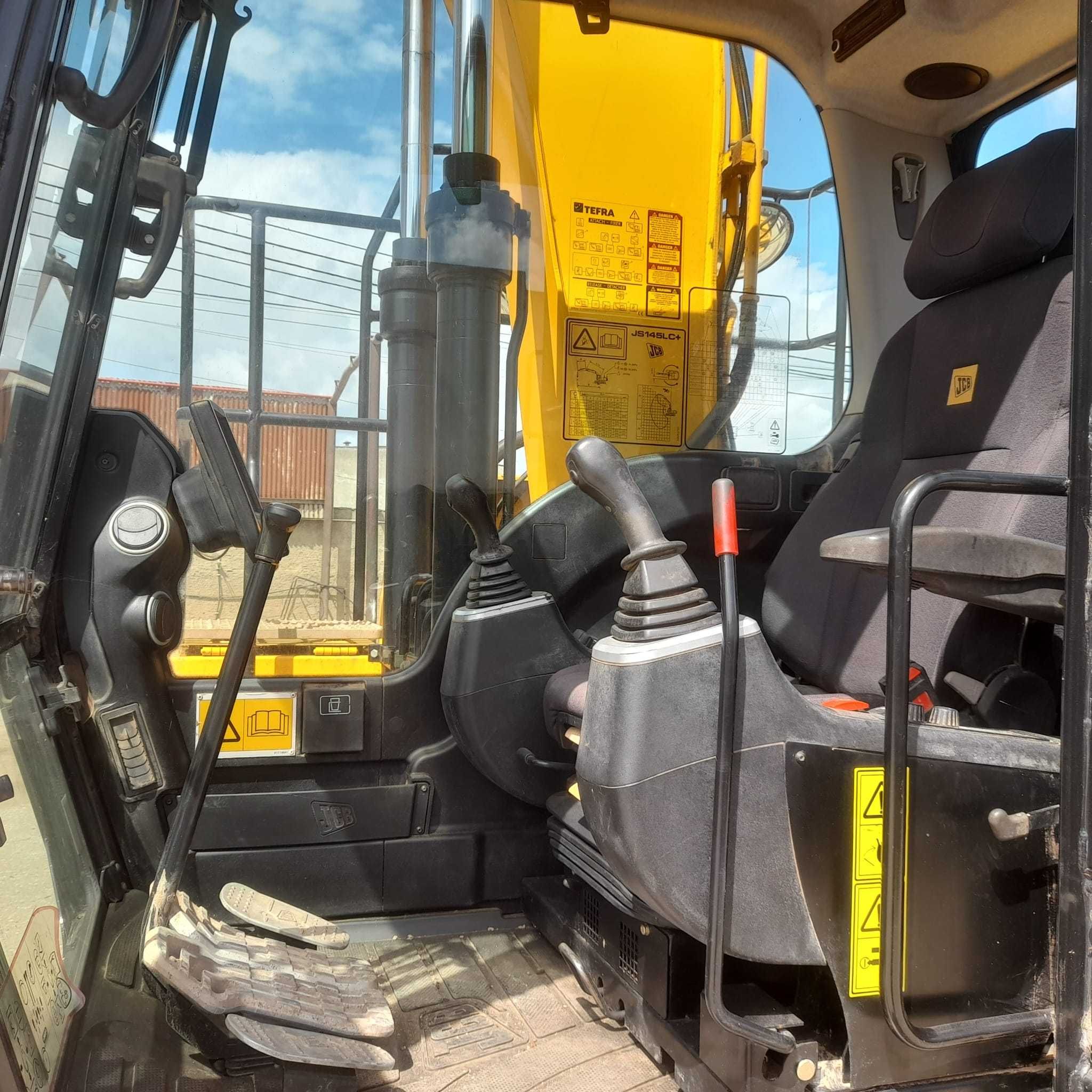 Máquina giratória JCB JS 145