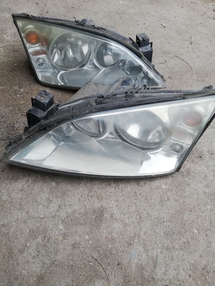 Lampy przód Ford Mondeo mk3 europa