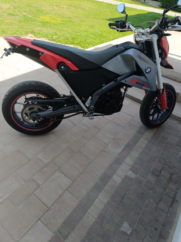 BMW g650xmoto KTM 690
