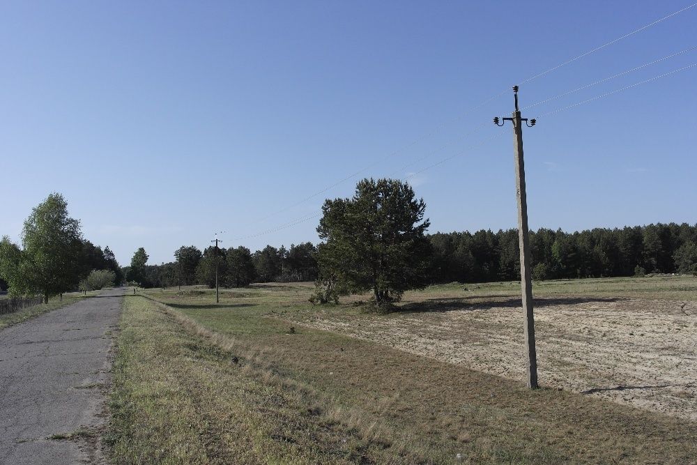 Продаю участок під застройку 15сот. в с. Сухолучье