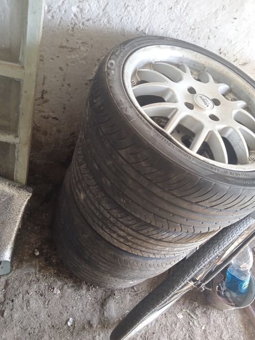 R16 4/100 , peзина kumho 215/40zr16