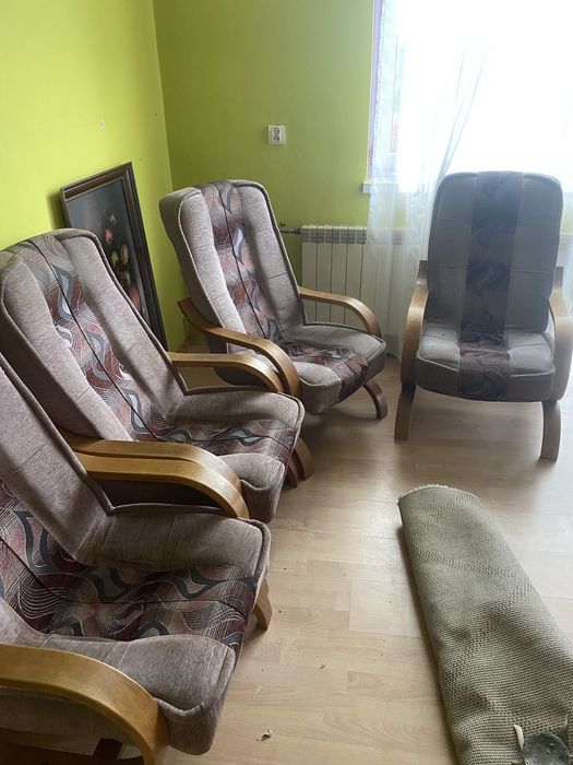 Zestaw 4 foteli do salonu