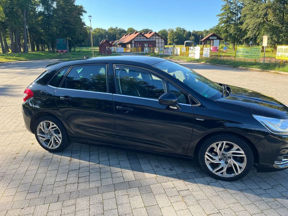 Citroën C4 Citroën C4 Exclusive 1.6 benzyna 120 KM automat – niski przebieg, bezw