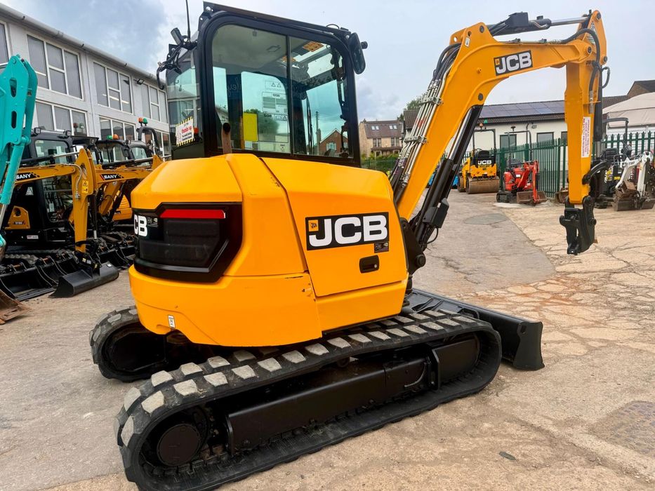 Usługi/Wynajem koparek/Wozideł/Ładowarka telekopowa/zagęszczarki