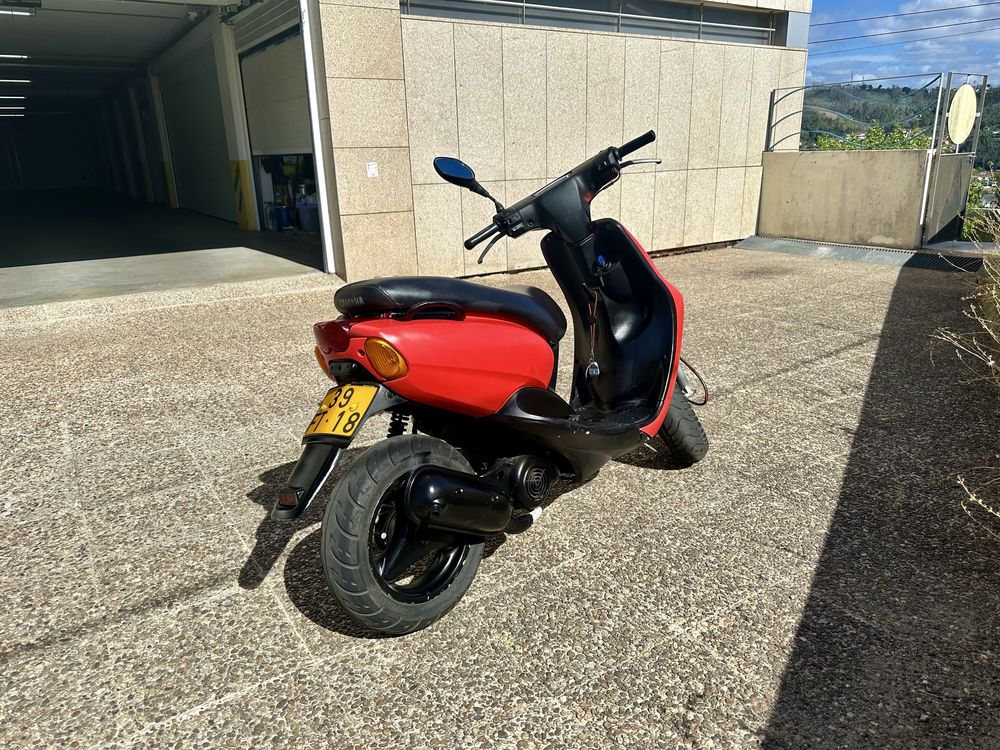 Yahama Neos 50cc Scooter