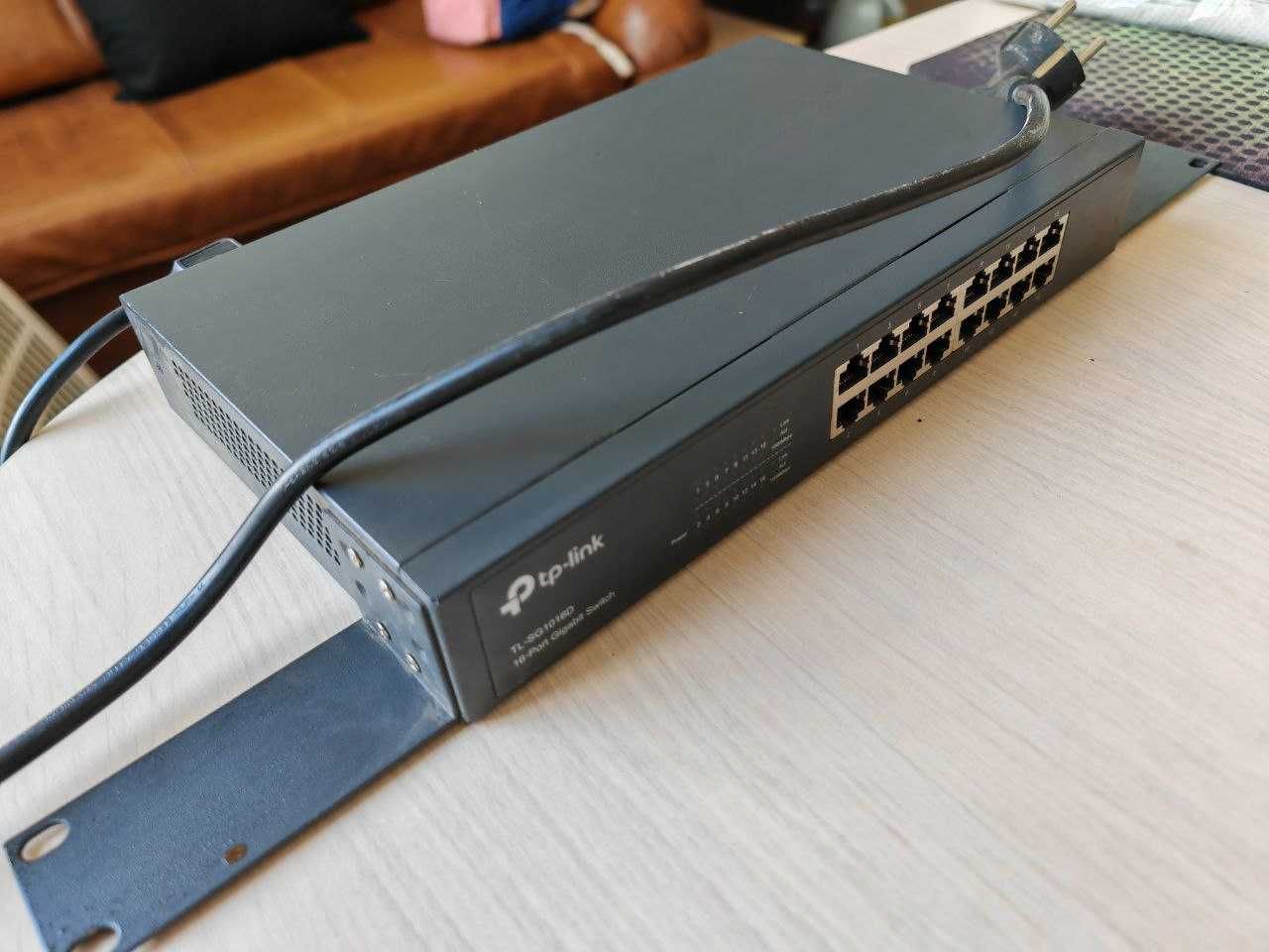 Коммутатор TP-LINK TL-SG1016D 16x1GE, Неуправляемый, Стоечный