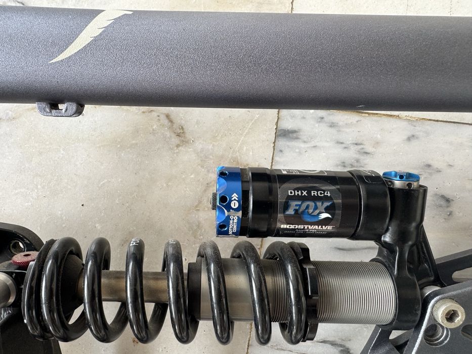 Quadro Banshee Scythe