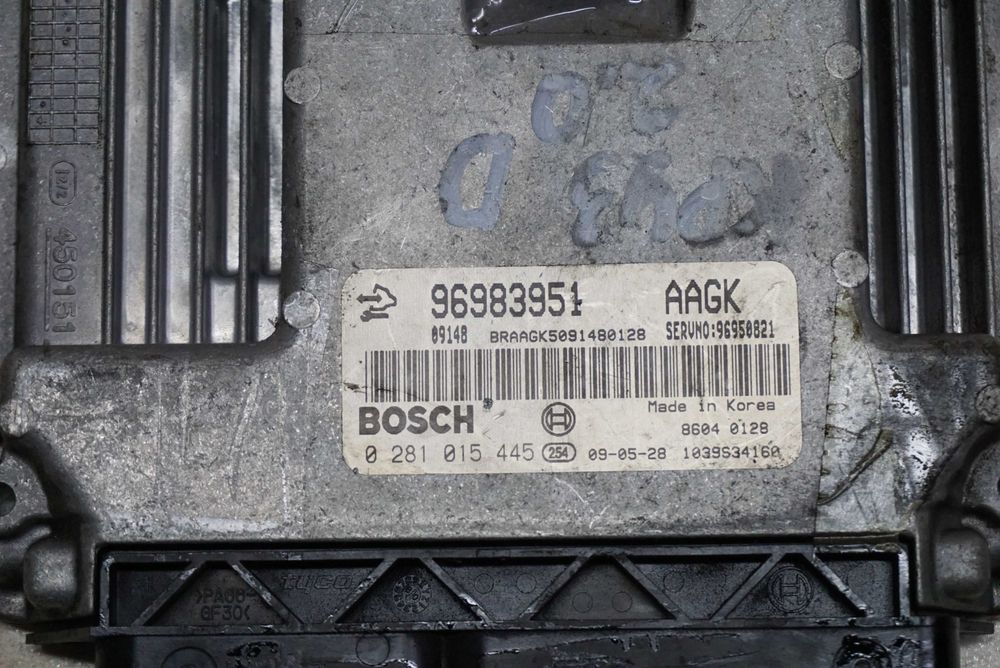 Блок управління двигуном ЕБУ (мозги) Chevrolet Cruze\Круз 2.0дизель