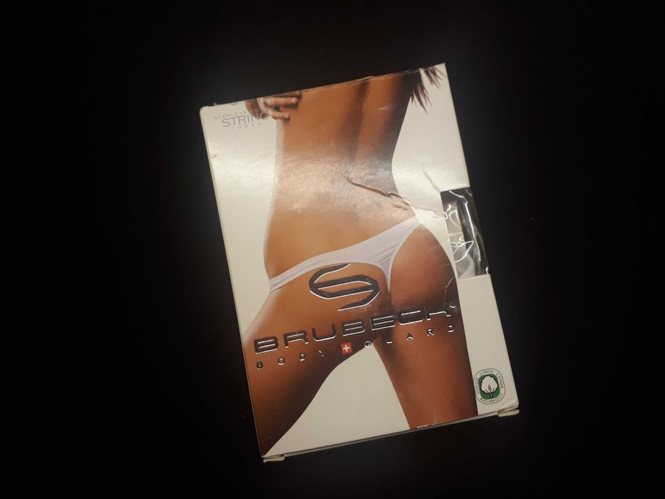 Stringi damskie czerwone Brubeck