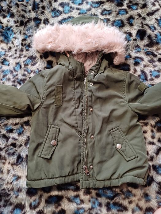 Курточка Zara для дівчинки