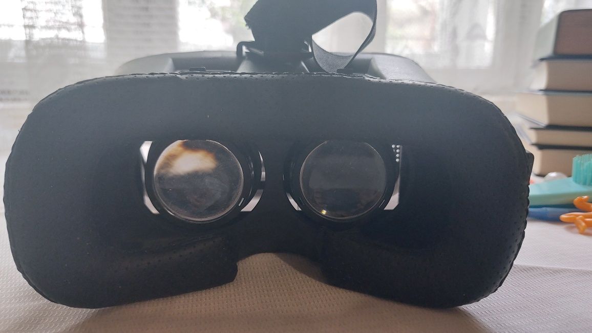 ТЕРМІНОВО!Продам VR BOX Virtual reality