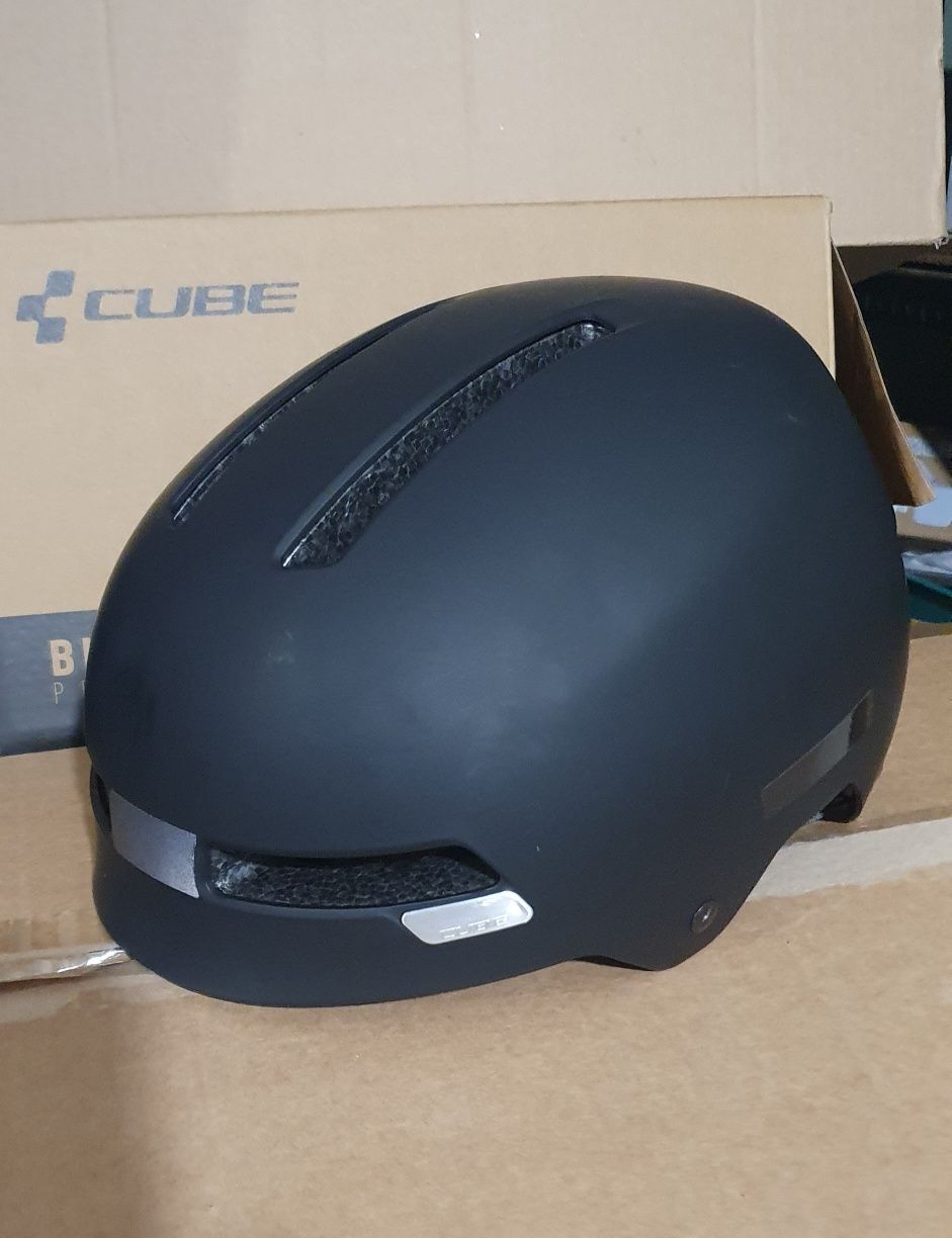Cube dirt 2.0 kask rowerowy rozm M 52-57cm
