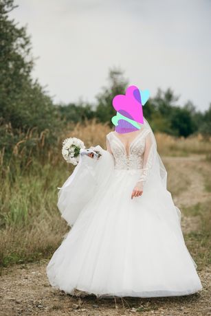 Продам весільну сукню з салону Love Story (Івано-Франківськ)