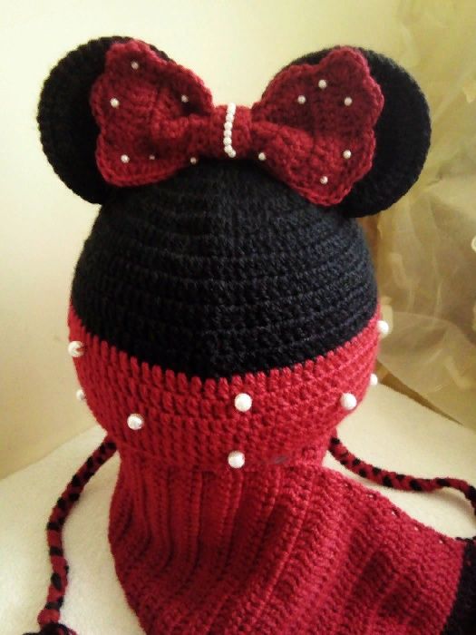 Комплект "Микки" на девочку шапочка и шарфик